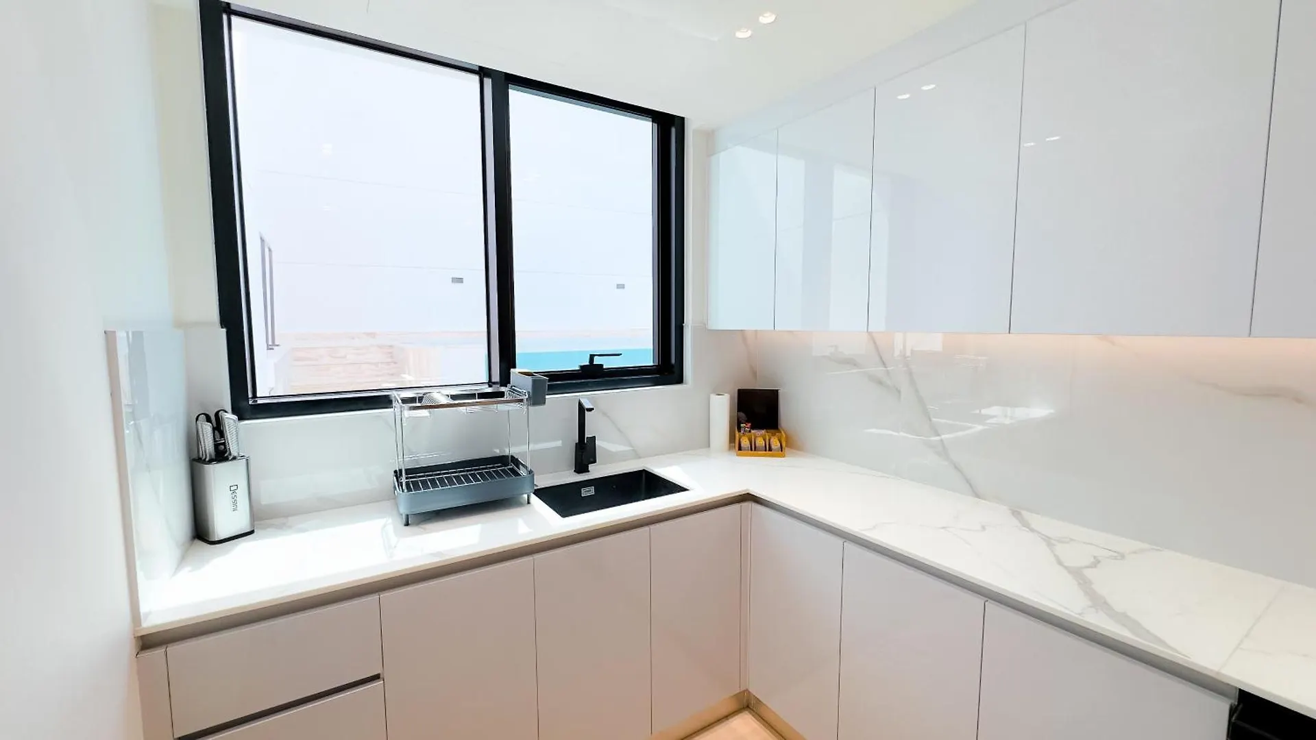 Apartment Binghatti Corner Dubai